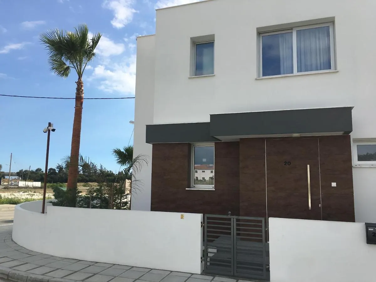 Mobina Villas Larnaca